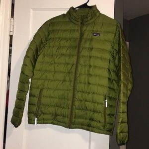 Boys Patagonia puff jacket
